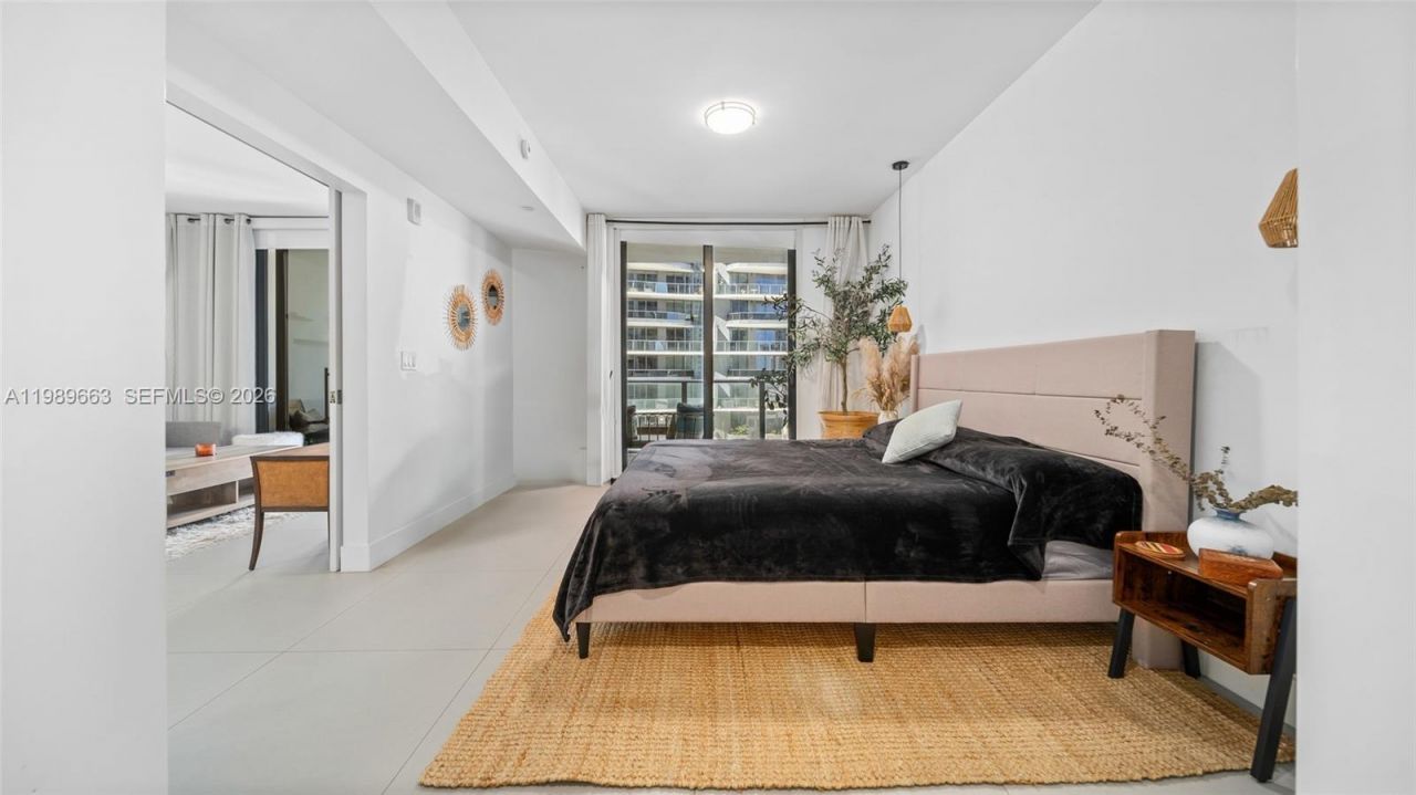 1010 Brickell Ave, Unit 2008, Miami, FL 33131 Photo