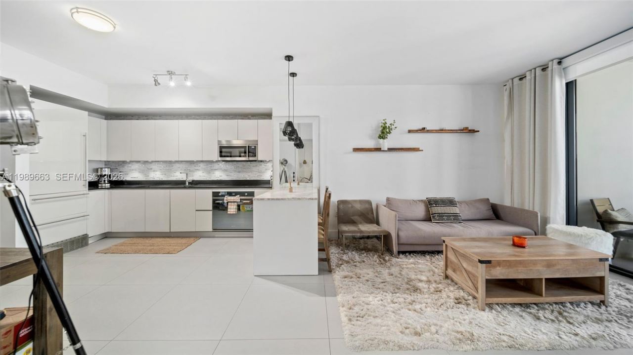 1010 Brickell Ave, Unit 2008, Miami, FL 33131 Photo