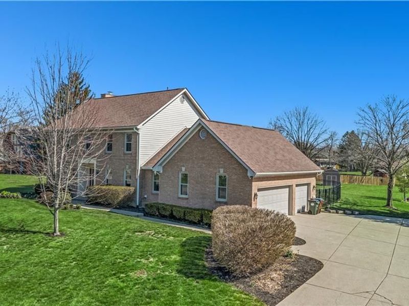 8800 Withersfield Court, Springboro, OH 45066 Photo 2