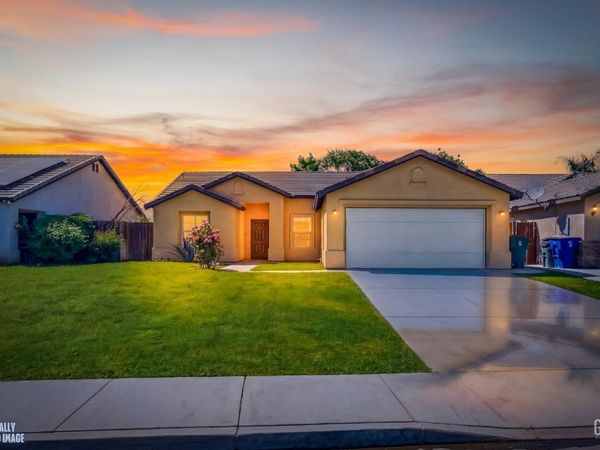 8201 Capitan Drive, Bakersfield, CA 93313