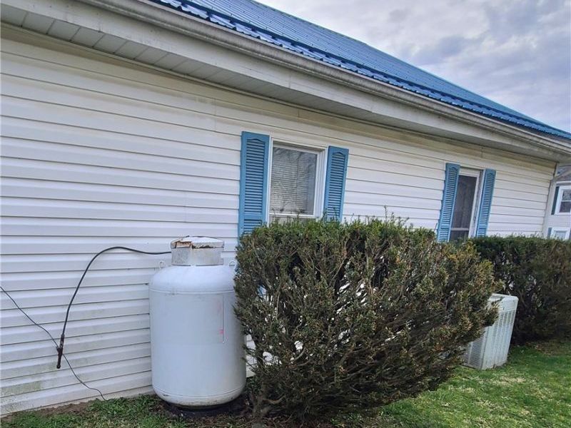 90 Mulberry Street, Mount Pleasant, OH 43939 Photo 24