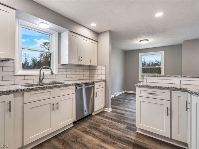 6518 Lorraine Avenue NW, Massillon, OH 44646 Photo 14