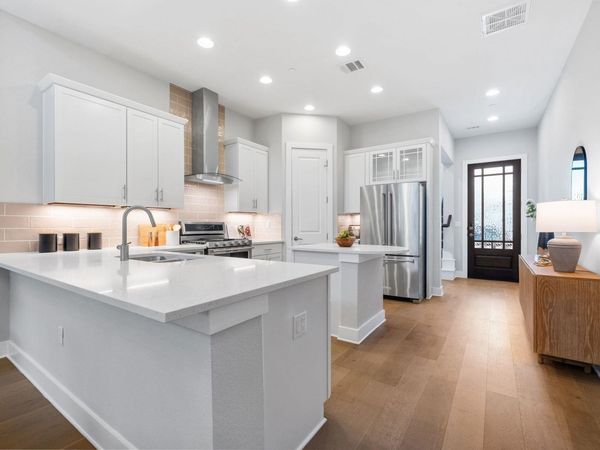 4323 Spicewood Springs RD, Unit 9, Austin, TX 78759