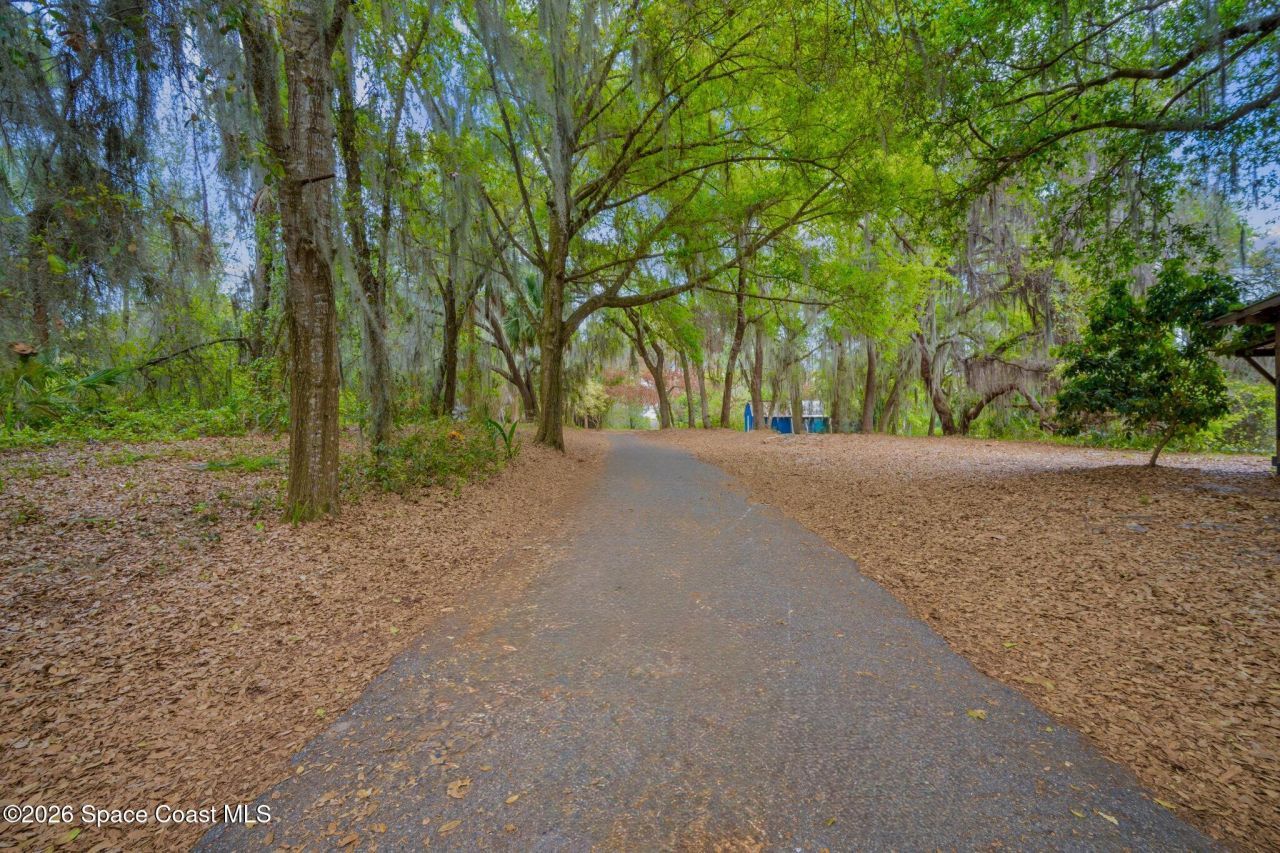 130 N Carpenter Road, Titusville, FL 32796 Photo