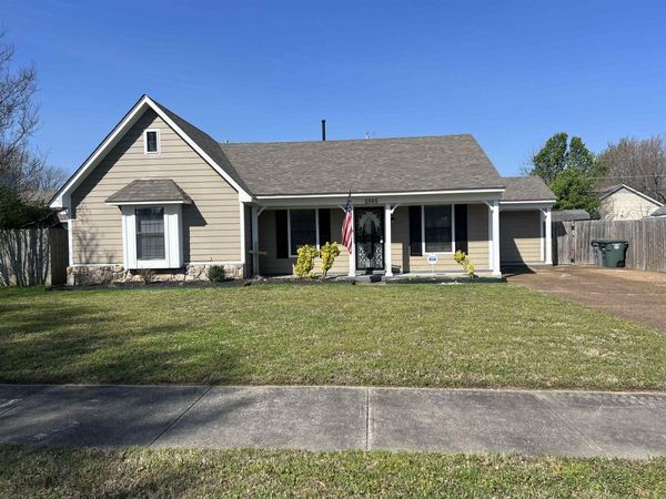 2565 LAKESIDE DR, Memphis, TN 38133