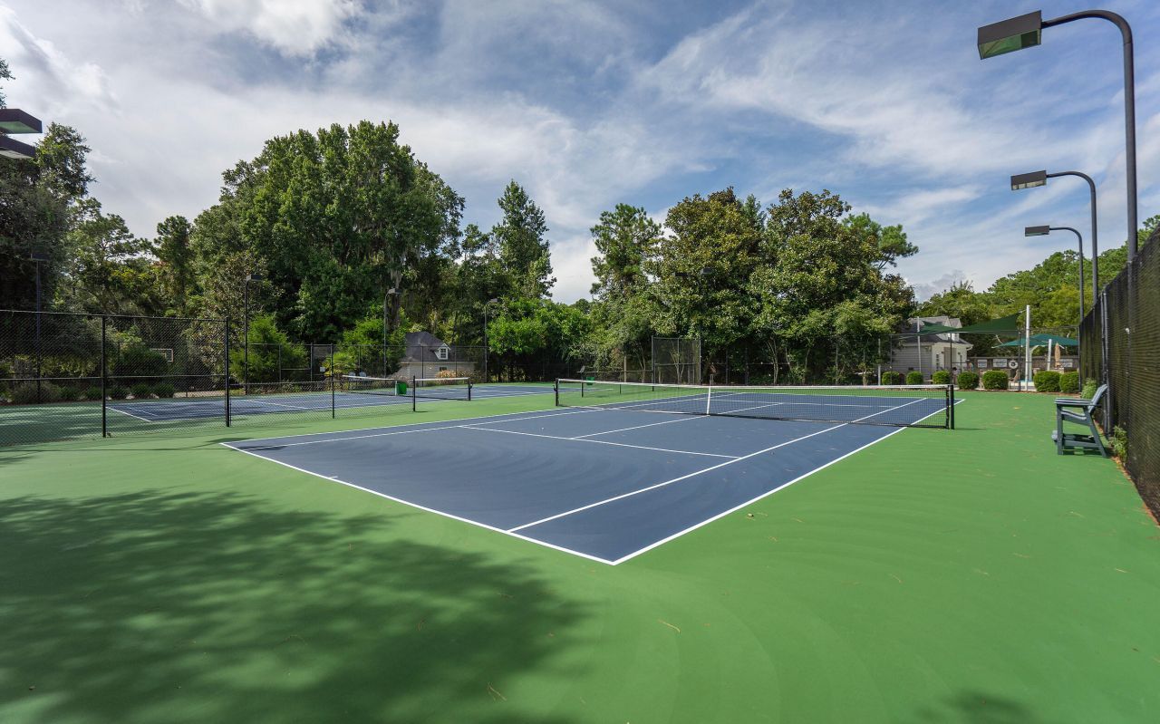 340 De La Gaye Point Photo 8