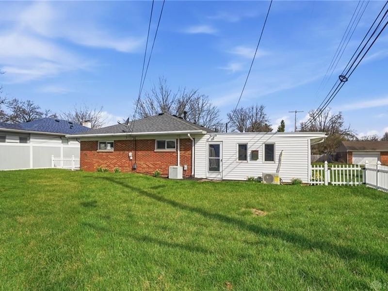 804 Hollendale Drive, Kettering, OH 45429 Photo 22