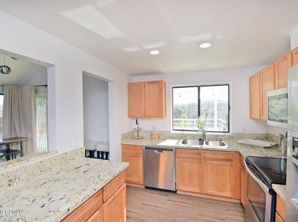 6770 Evening Star Drive, Sparks, NV 89436 Photo