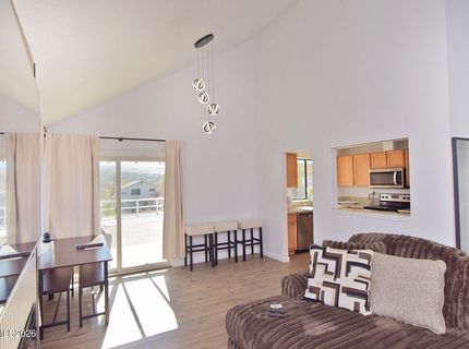 6770 Evening Star Drive, Sparks, NV 89436 Photo