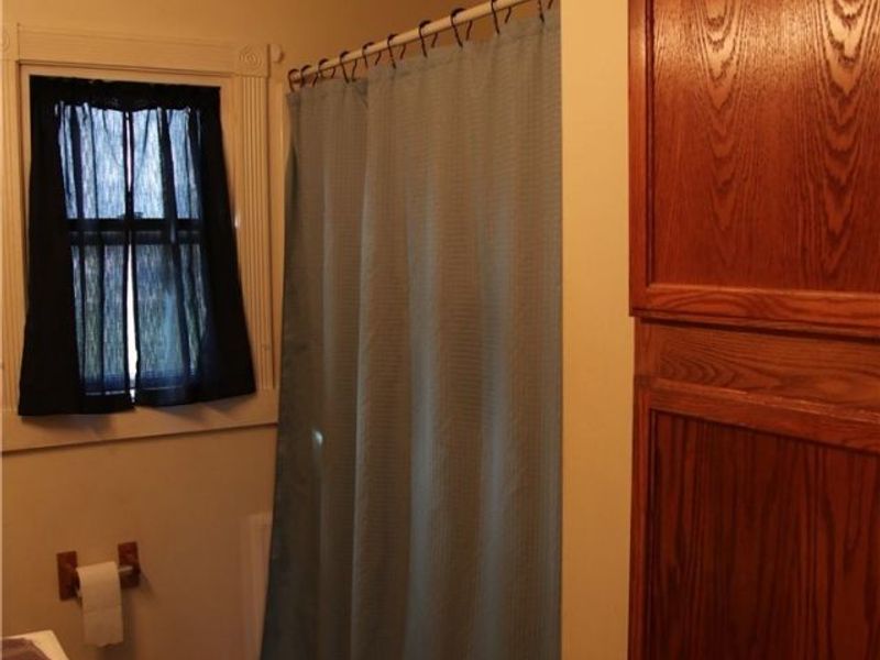 10024 Cummins Lane, Deerfield, OH 44411 Photo 13