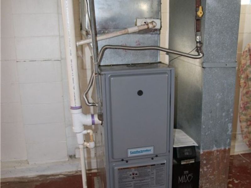 10024 Cummins Lane, Deerfield, OH 44411 Photo 15