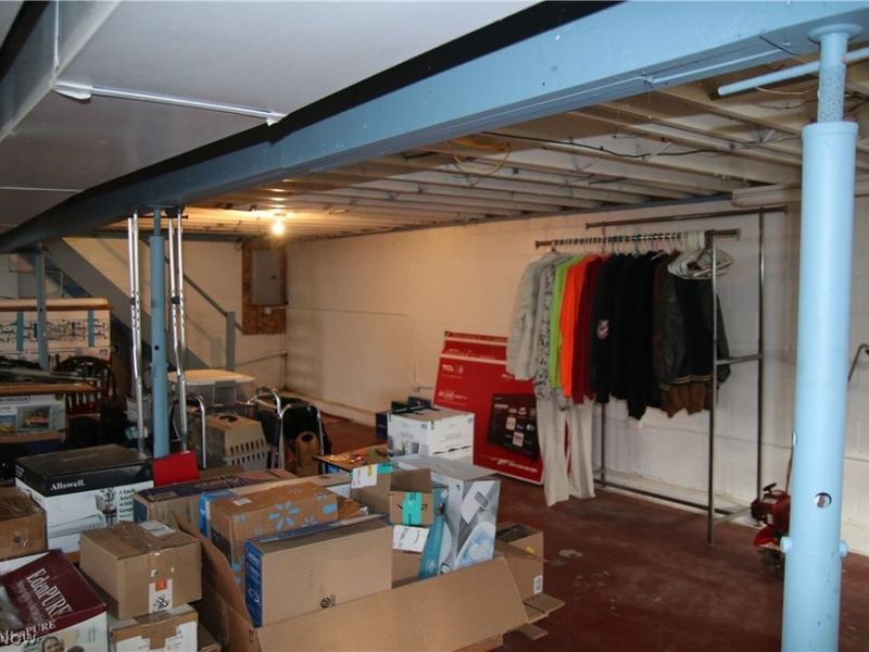 10024 Cummins Lane, Deerfield, OH 44411 Photo 16