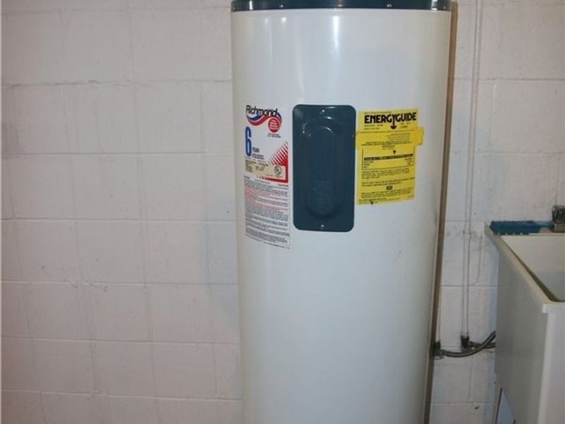 10024 Cummins Lane, Deerfield, OH 44411 Photo 17