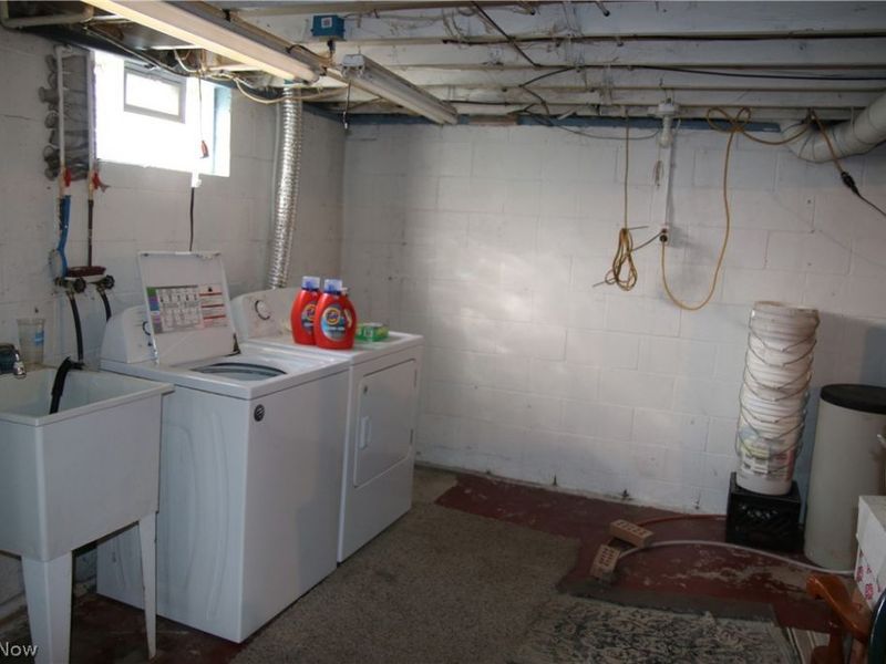 10024 Cummins Lane, Deerfield, OH 44411 Photo 18