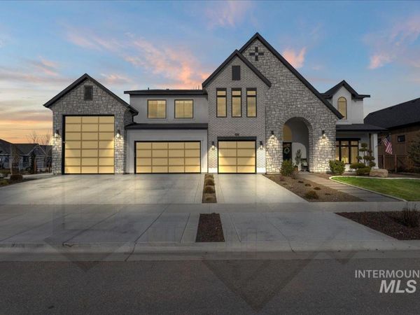 6420 W Biathlon St, Eagle, ID 83616