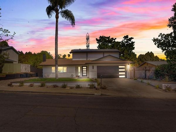 3810 sierra Morena ave, Carlsbad, CA 92010