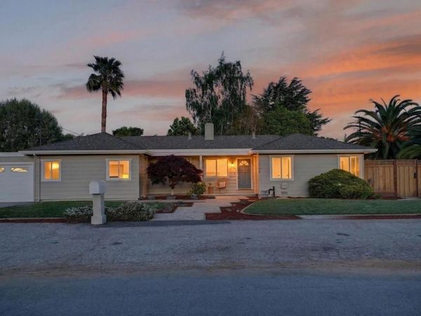 2169 Yorkshire Way, Mountain View, CA 94040