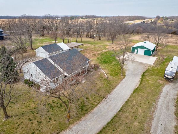 13069 Garst Trail, Indianola, IA 50125