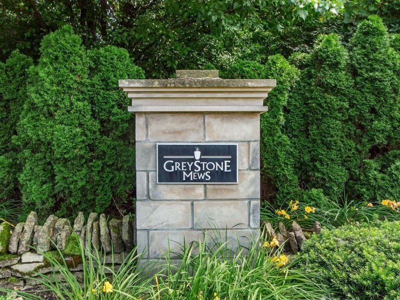 4254 Tuller Ridge Drive, Unit 95, Dublin, OH 43017 Photo 2