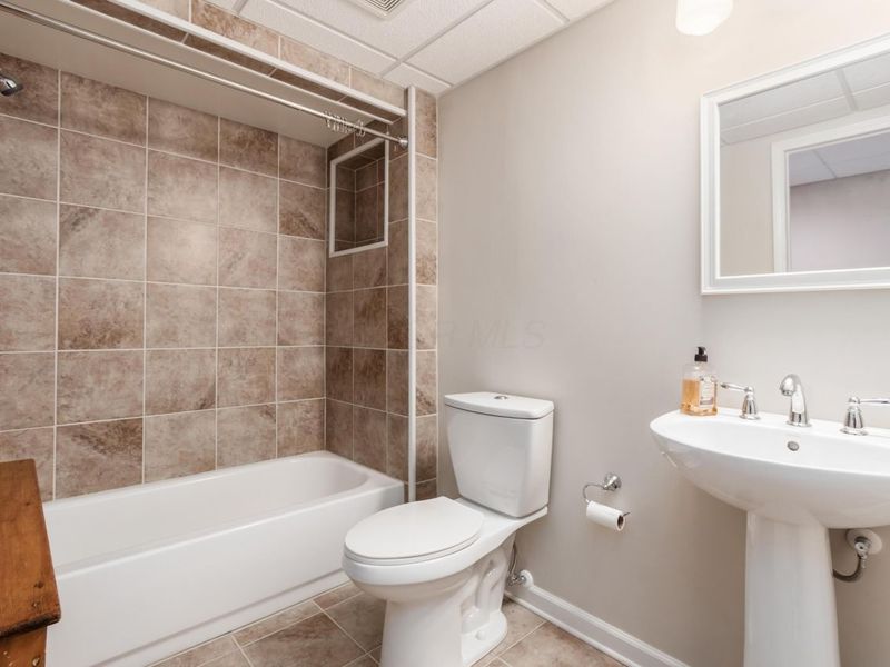 4254 Tuller Ridge Drive, Unit 95, Dublin, OH 43017 Photo 35