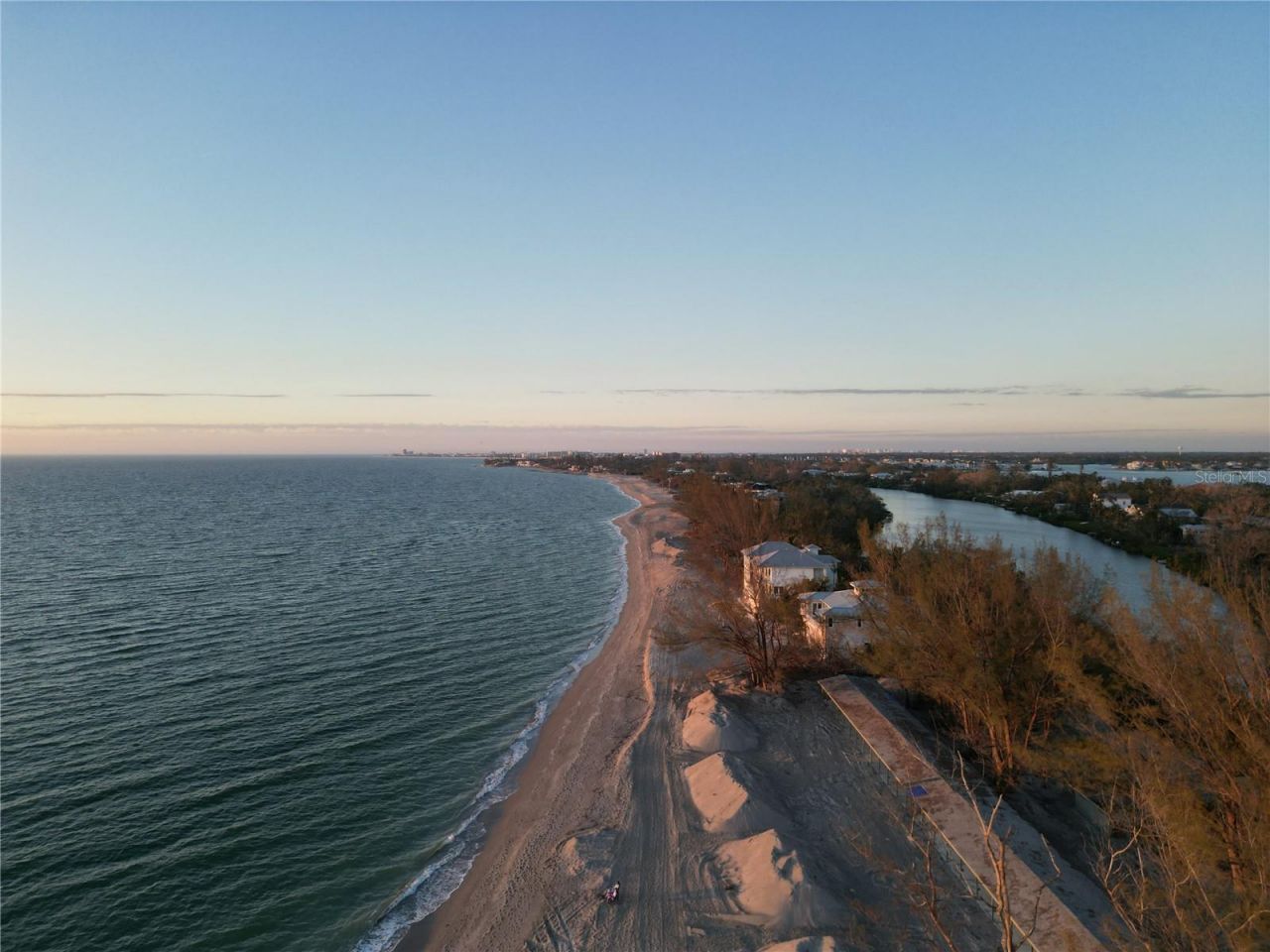 8534 Heron Lagoon Circle, Sarasota, FL 34242 Photo