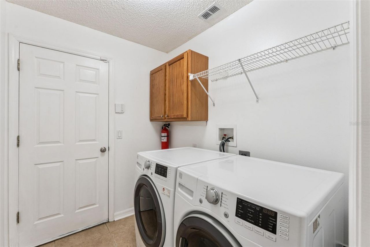 4715 Aguila Place, Orlando, FL 32826 Photo