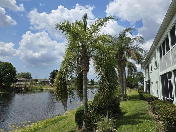 5725 GREENWOOD AVENUE, Unit 5201, NORTH PORT, FL 34287