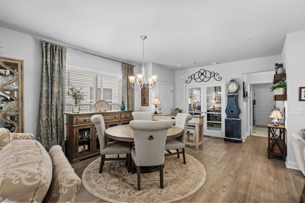 6598 Torino Lane Photo 10