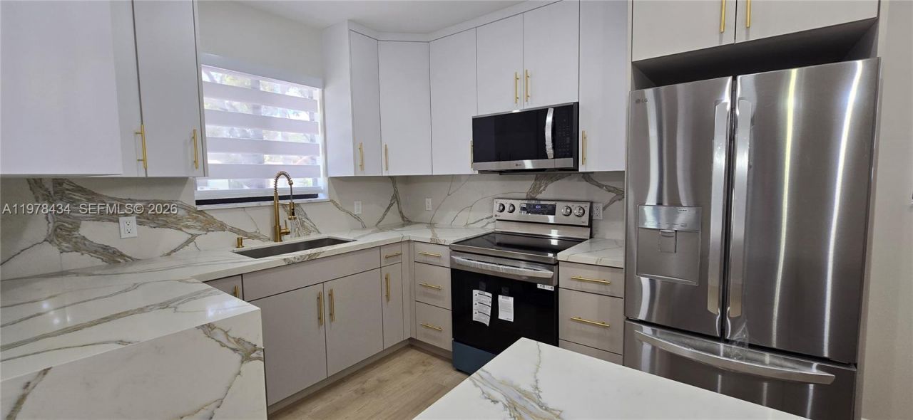 2731 SW 29th Ave , Miami, FL 33133 Photo