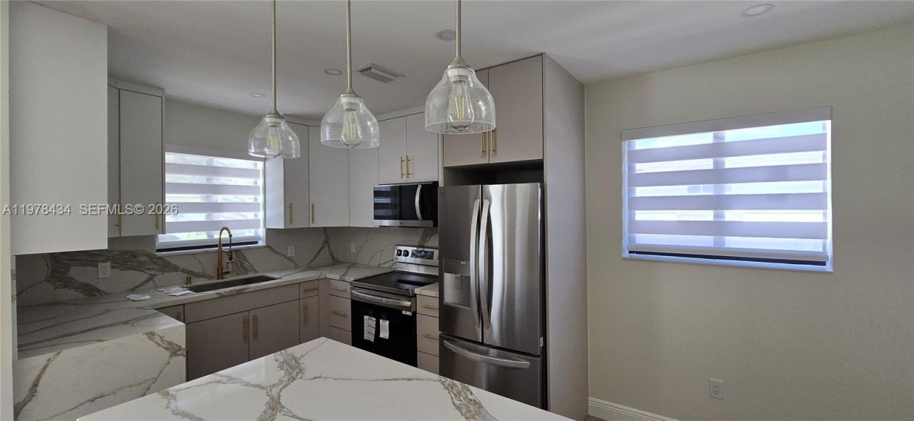 2731 SW 29th Ave , Miami, FL 33133 Photo