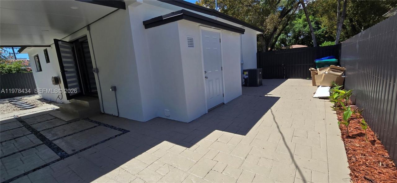 2731 SW 29th Ave , Miami, FL 33133 Photo