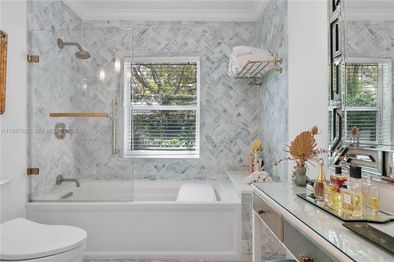 5961 SW 46th Ter, Miami, FL 33155 Photo