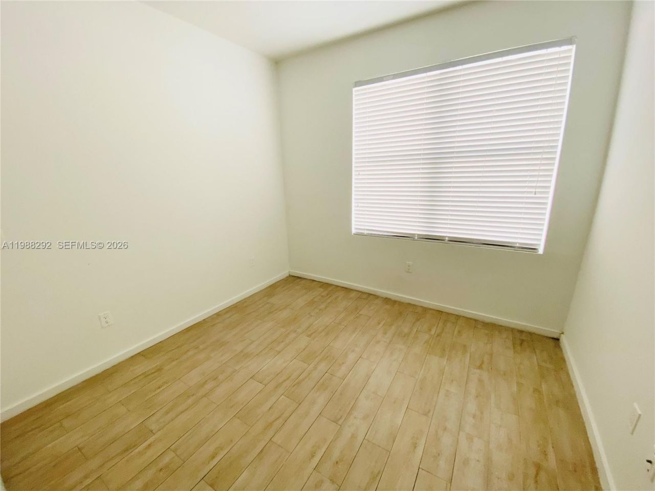 1611 Meridian Ave , Unit 305, Miami Beach, FL 33139 Photo