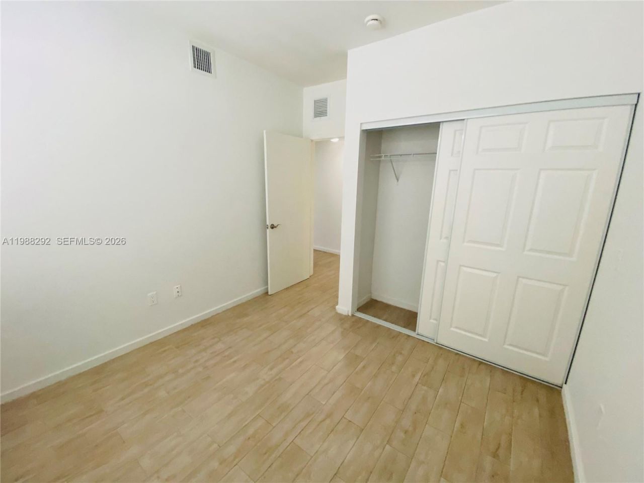 1611 Meridian Ave , Unit 305, Miami Beach, FL 33139 Photo