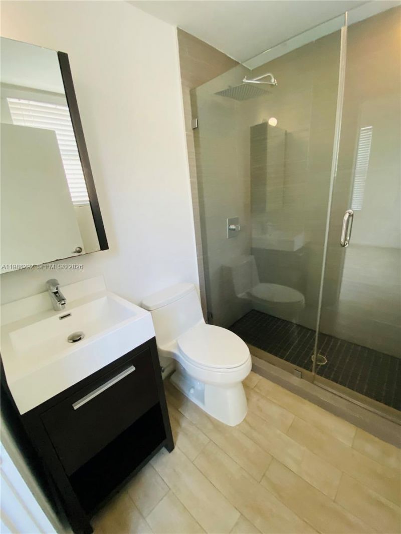 1611 Meridian Ave , Unit 305, Miami Beach, FL 33139 Photo