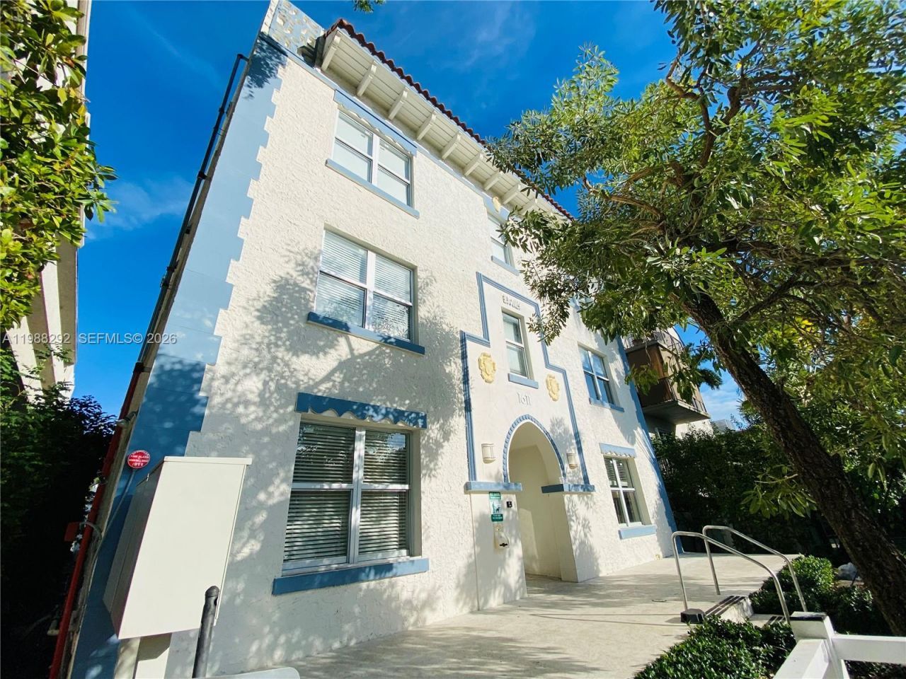 1611 Meridian Ave , Unit 305, Miami Beach, FL 33139 Photo