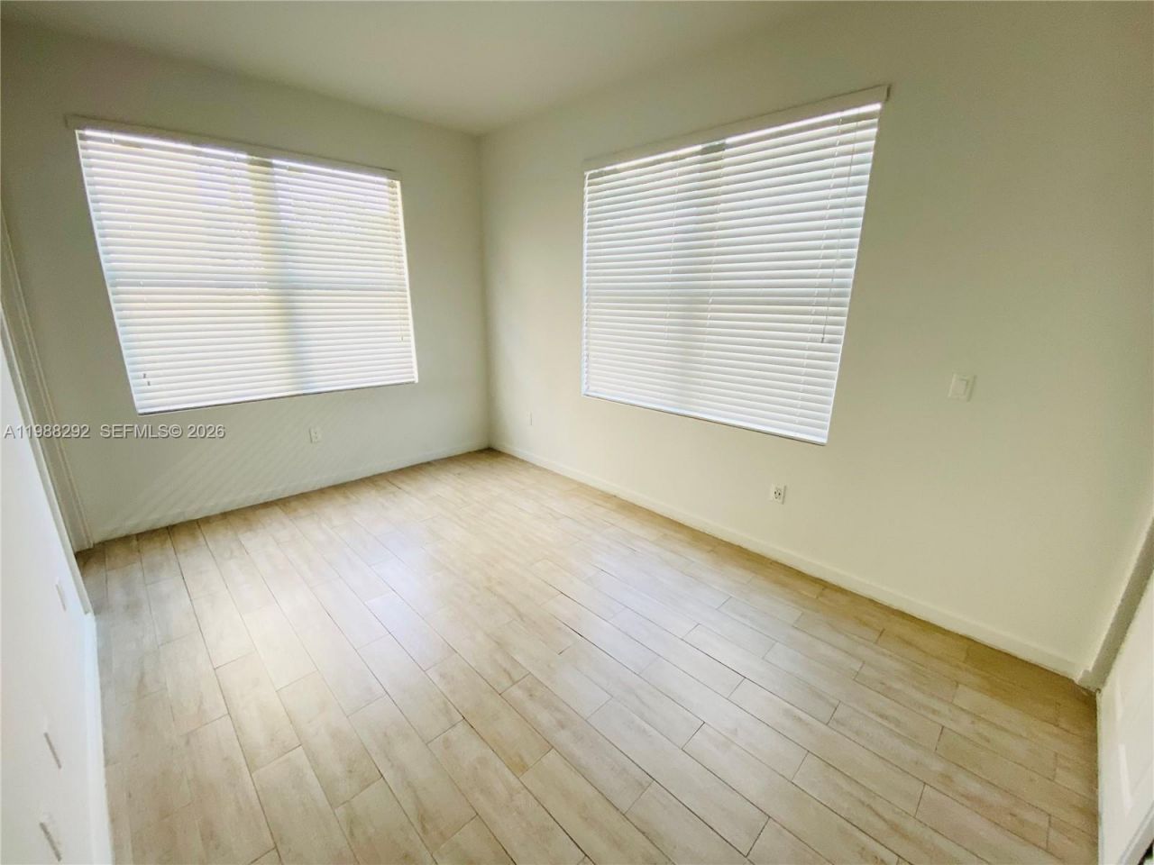 1611 Meridian Ave , Unit 305, Miami Beach, FL 33139 Photo