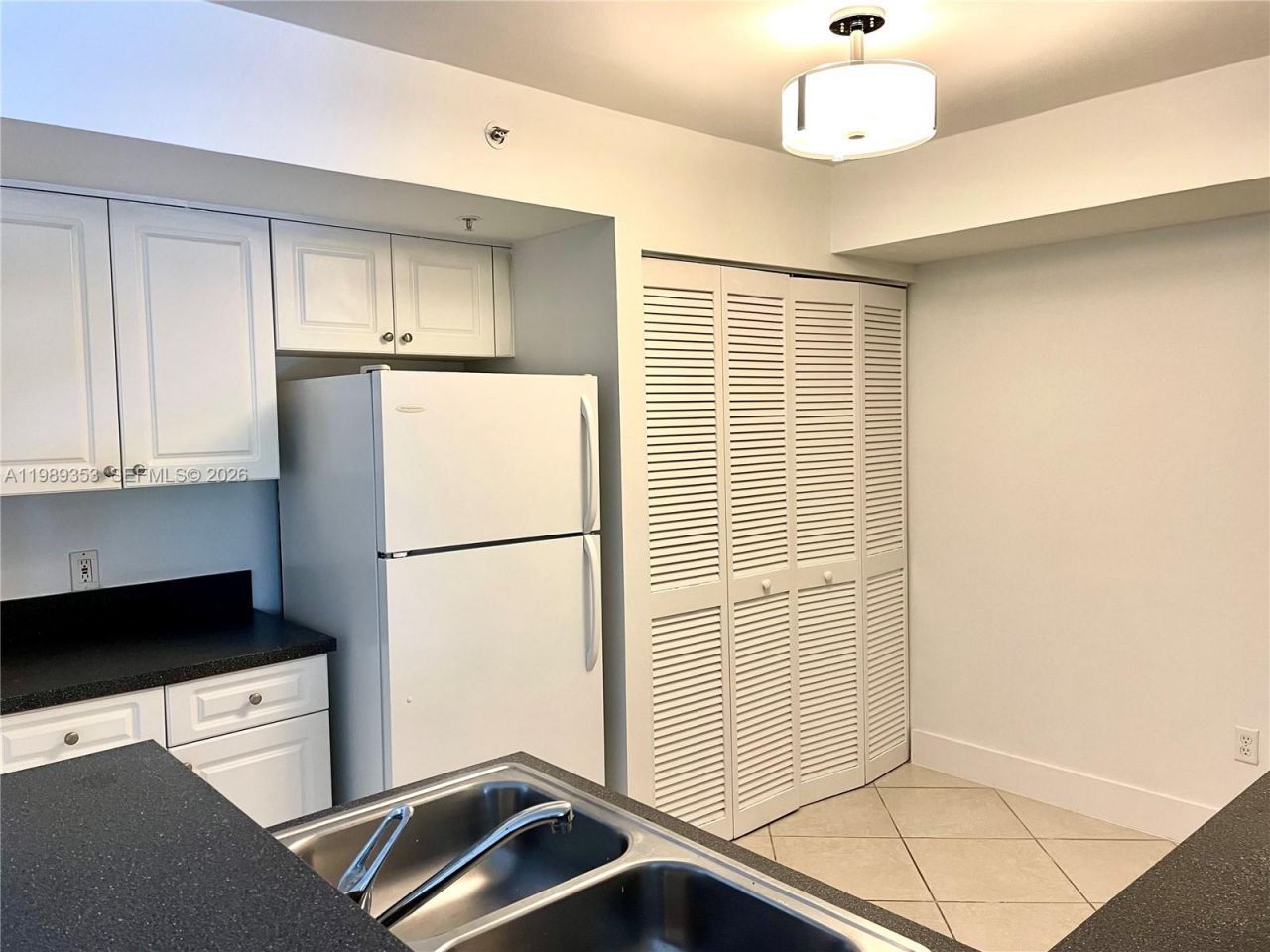 150 NW 96th Ave, Unit 9-207, Pembroke Pines, FL 33024 Photo