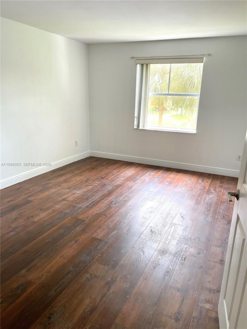 150 NW 96th Ave, Unit 9-207, Pembroke Pines, FL 33024 Photo