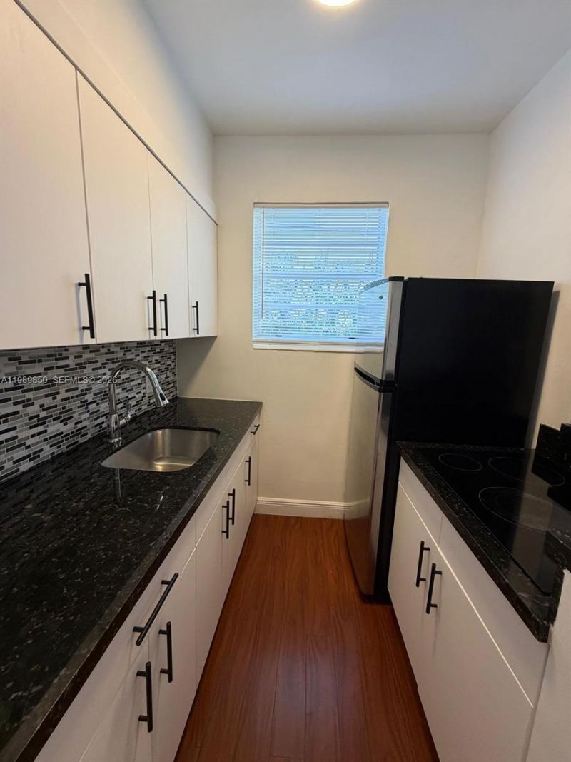 1525 Meridian Ave, Unit 108, Miami Beach, FL 33139 Photo