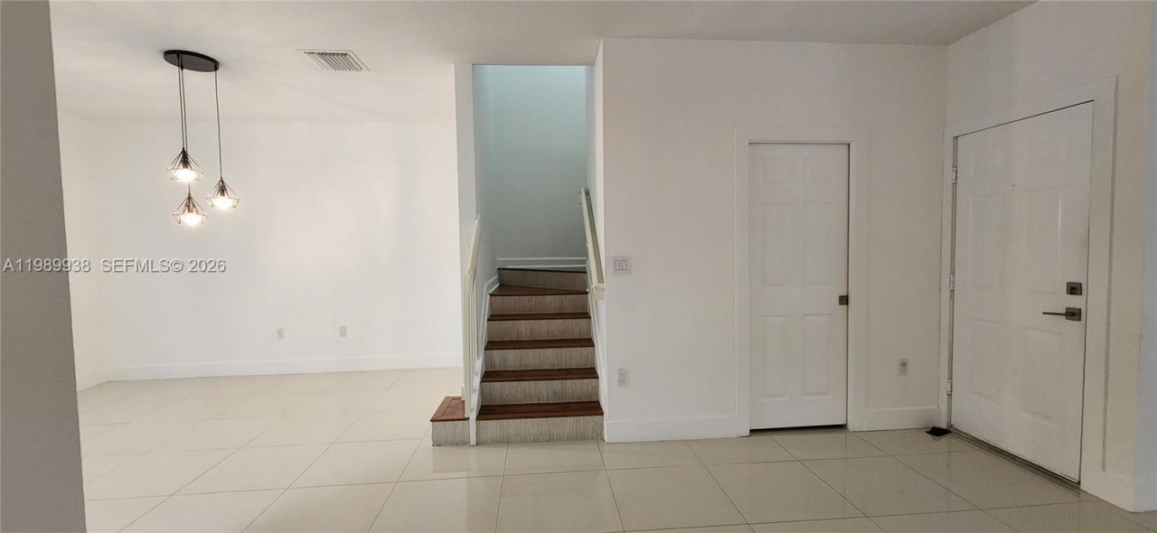 8909 SW 225th Ter, Cutler Bay, FL 33190 Photo