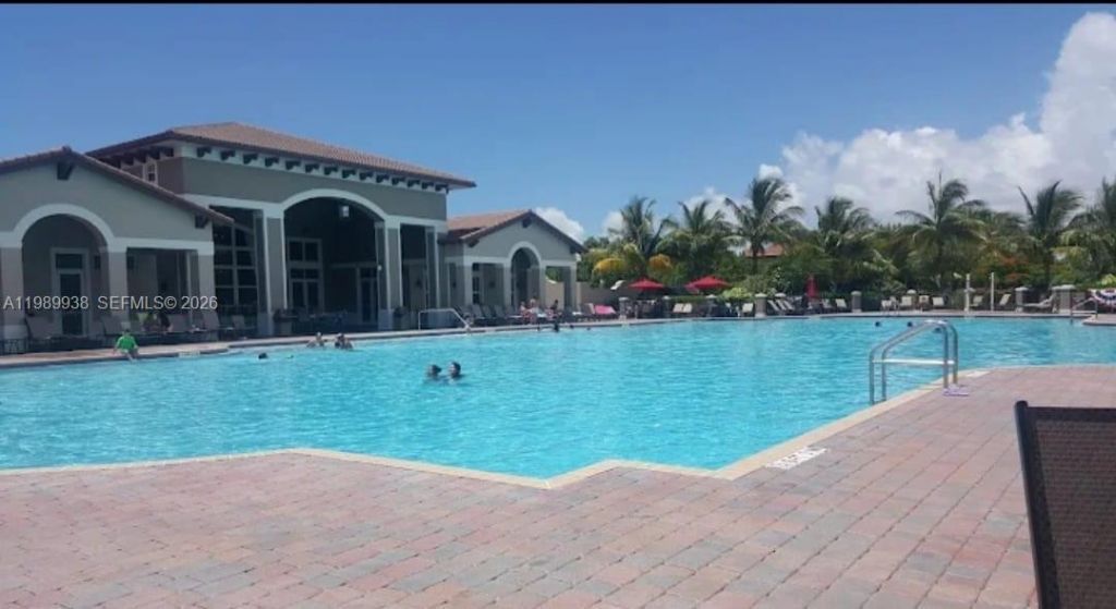 8909 SW 225th Ter, Cutler Bay, FL 33190 Photo