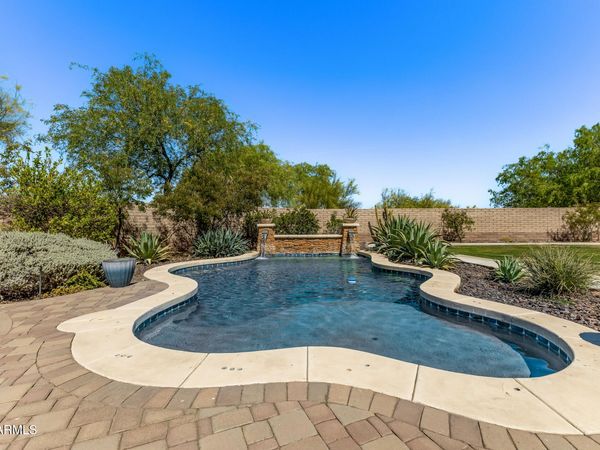 12904 W CHUCKS Avenue, Peoria, AZ 85383