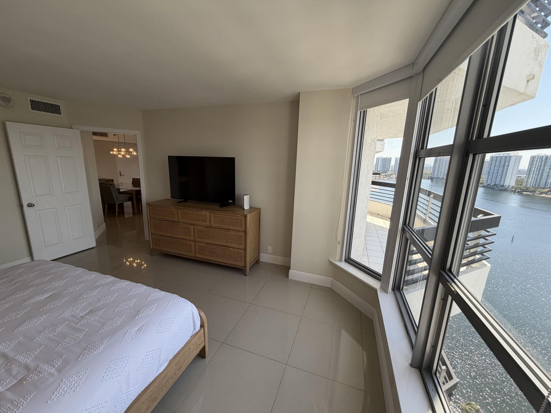 3530 Mystic Pointe Drive, Unit 2303, Aventura, FL 33180 Photo