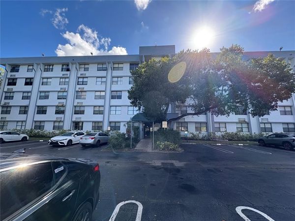 2401 Riverside Drive, Unit 314-b, Coral Springs, FL 33065