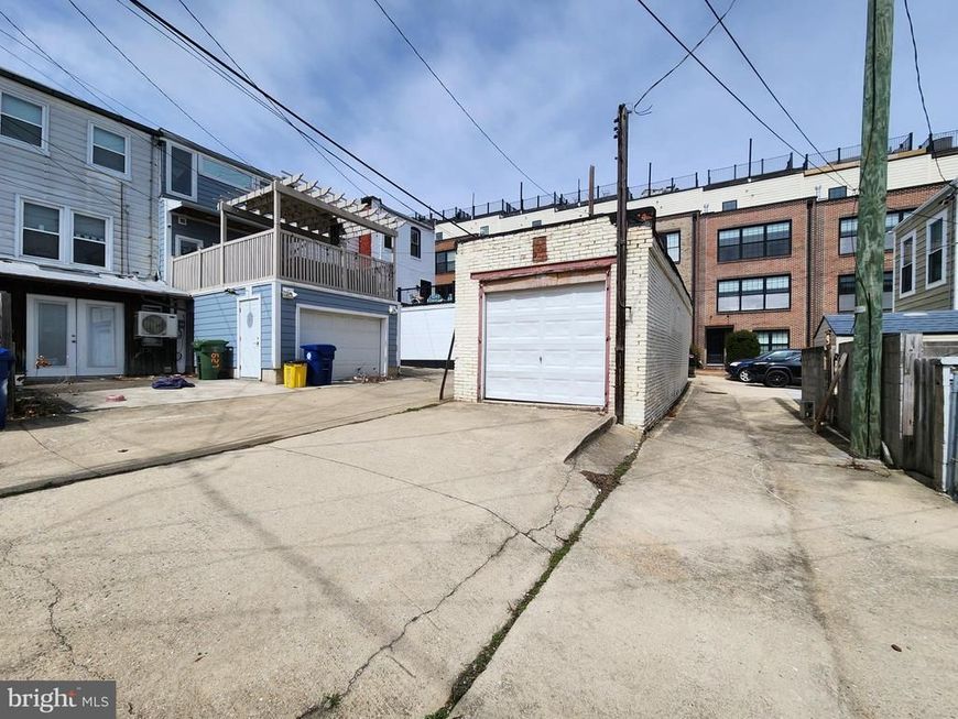 Garage On S Conkling , Highlandtown, MD 21224 Main Photo