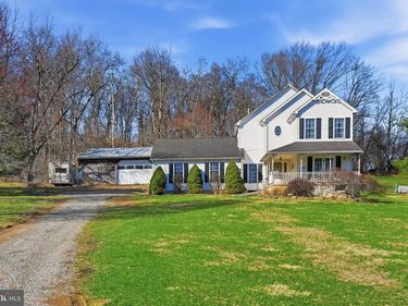 2531 APPLE STREET, HELLERTOWN, PA 18055