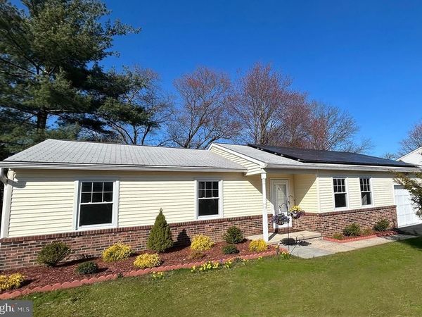 4 DOROTHEA TERRACE , LAWRENCE, NJ 08648