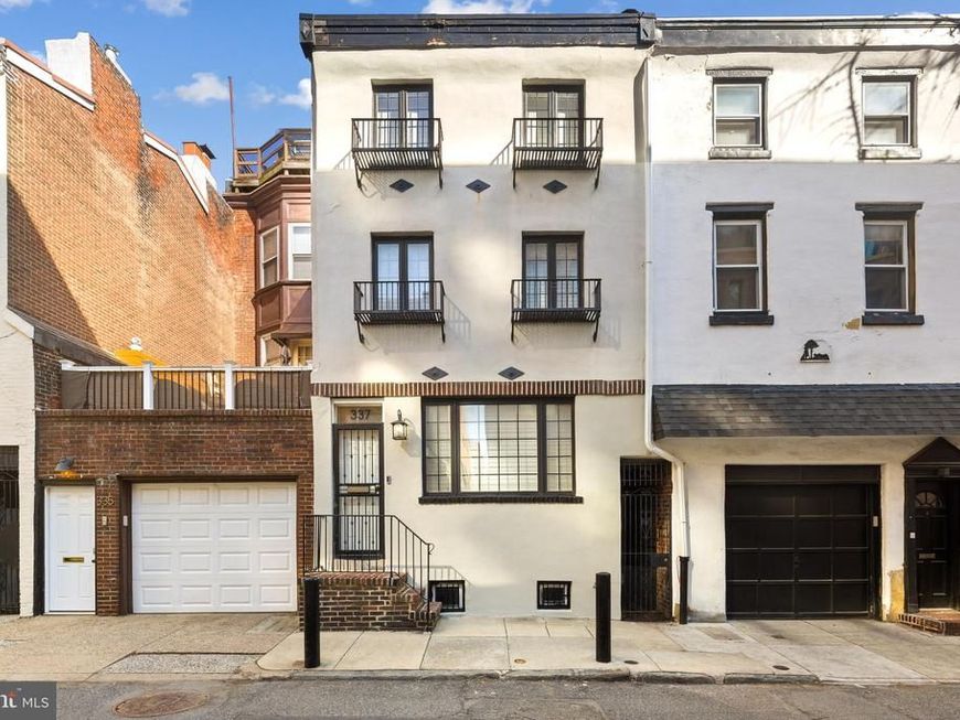 337 S Hicks Street, Philadelphia, PA 19102 Main Photo