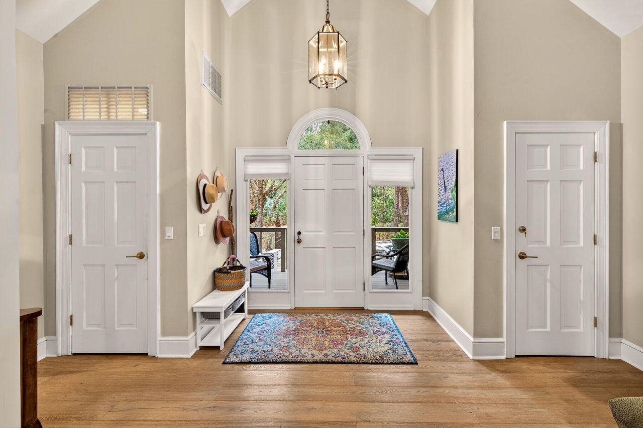 2430 Andell Way Photo 12